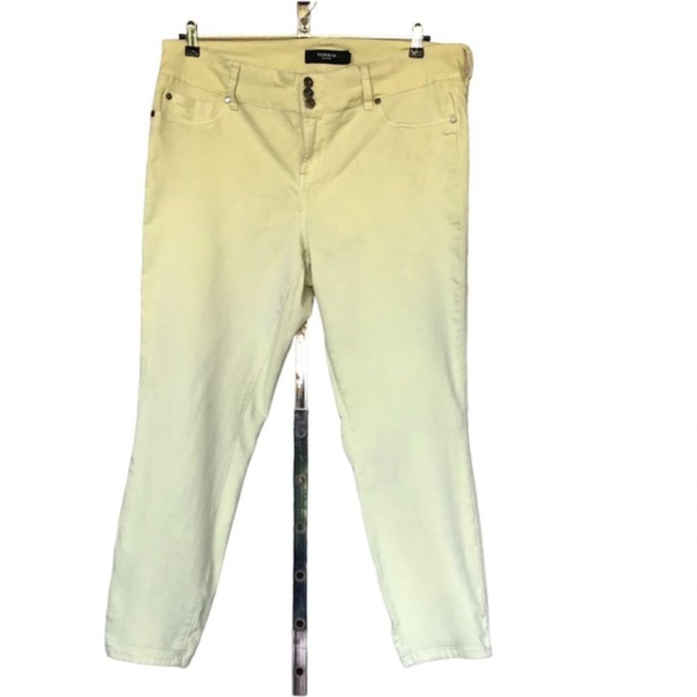 Torrid Soft Yellow Stretch Jeans Size 20